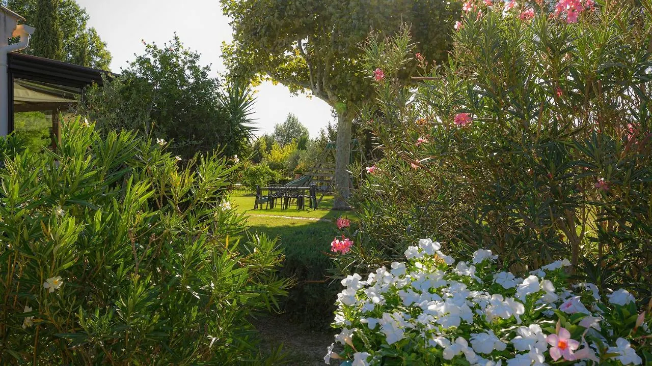 Villa D Agathe En Provence Graveson 0*,  France